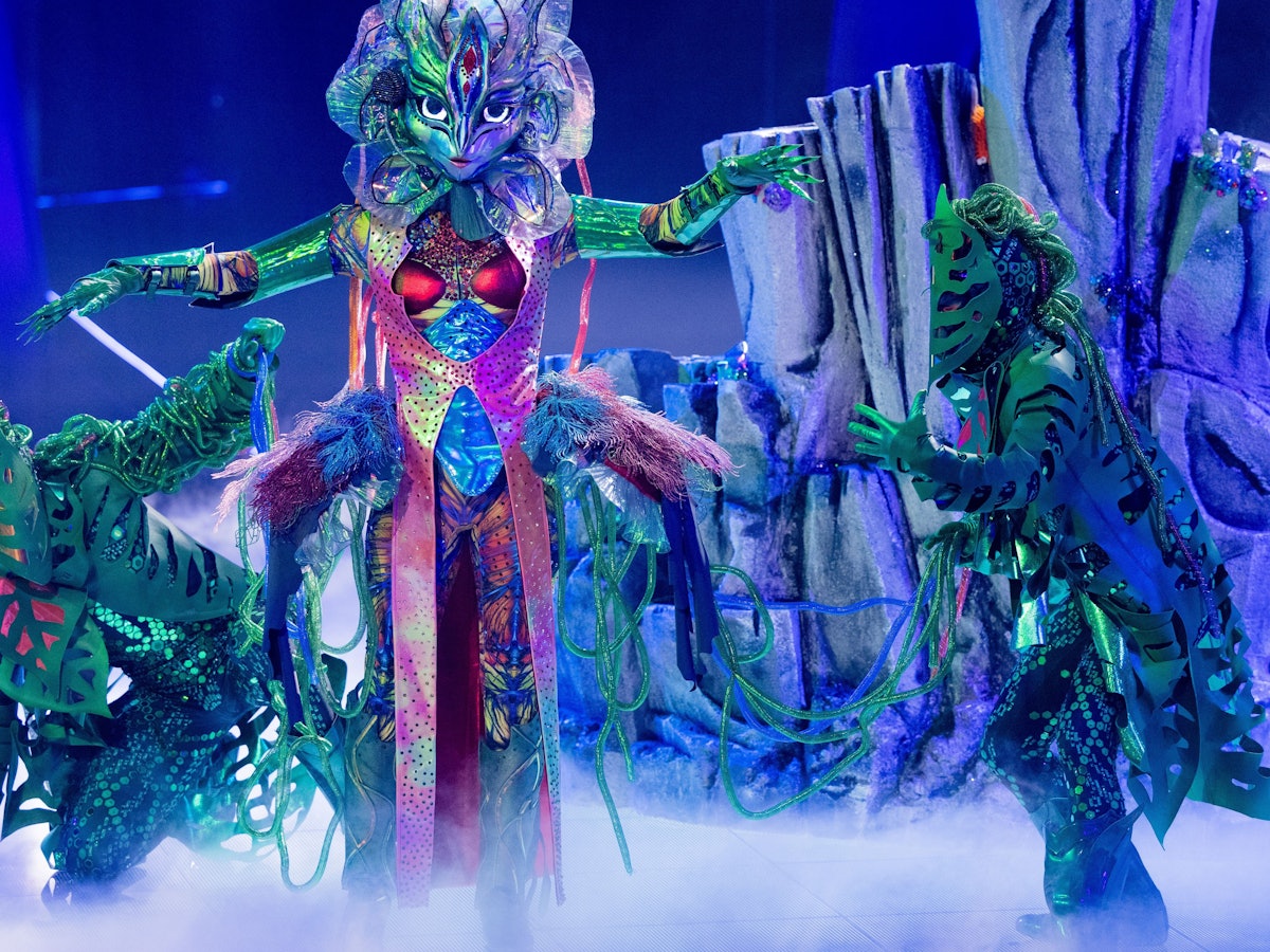 Die Figur "Galax'Sis" steht in der Prosieben-Show "The Masked Singer" auf der Bühne.