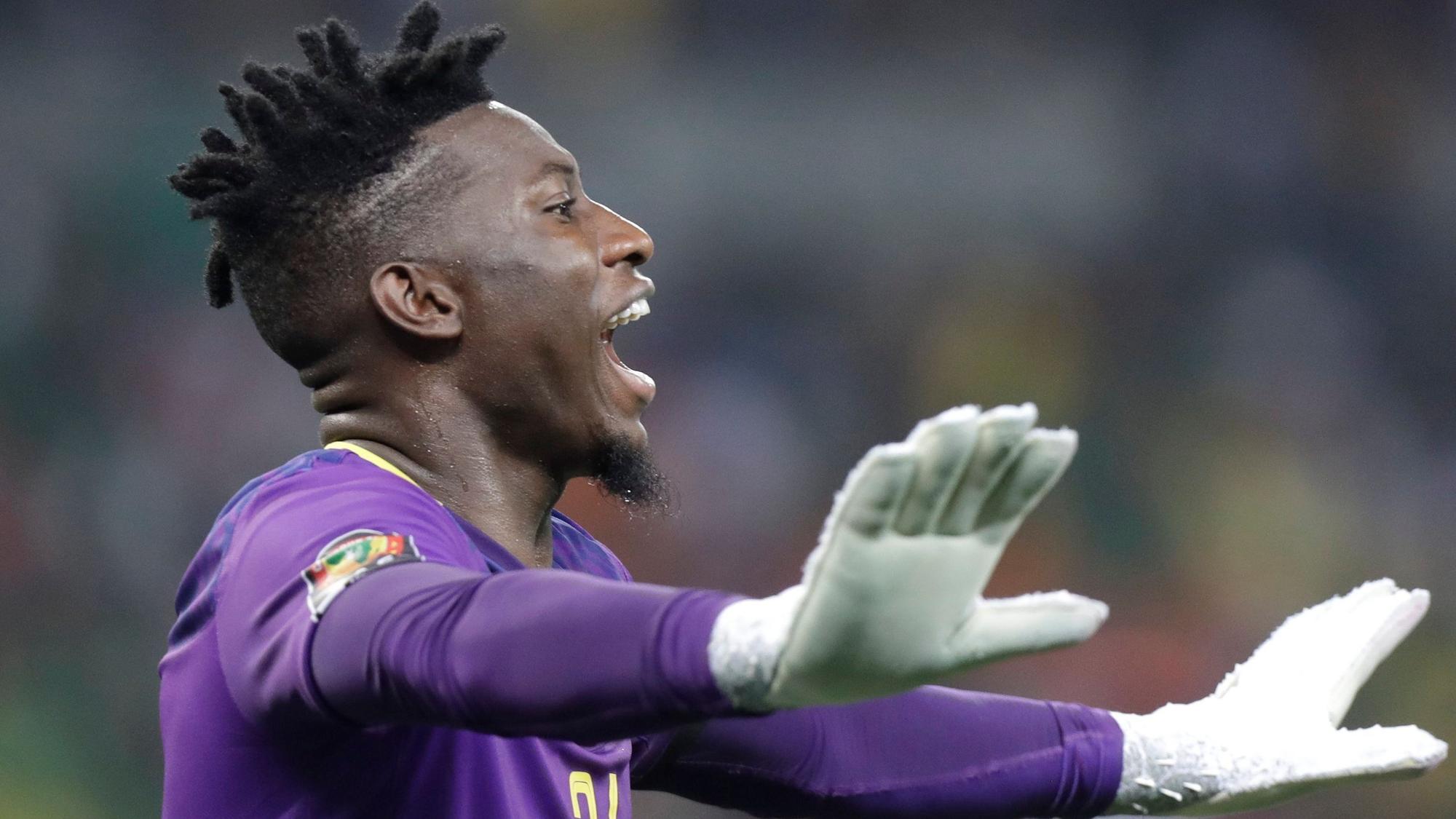 Torwart Andre Onana (Ajax Amsterdam) hier im Trikot der Nationalmannschaft Kameruns.