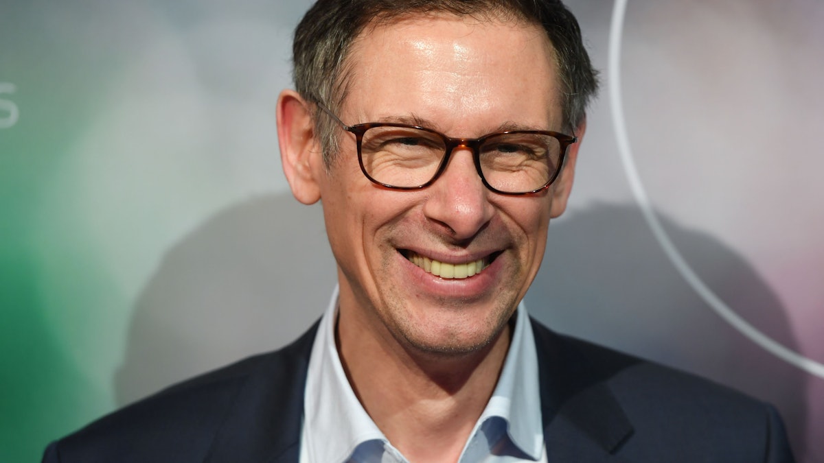 Steffen Simon, ARD-Sportjournalist, lächelt beim Neujahrsempfang der Deutschen Fußball Liga (DFL).