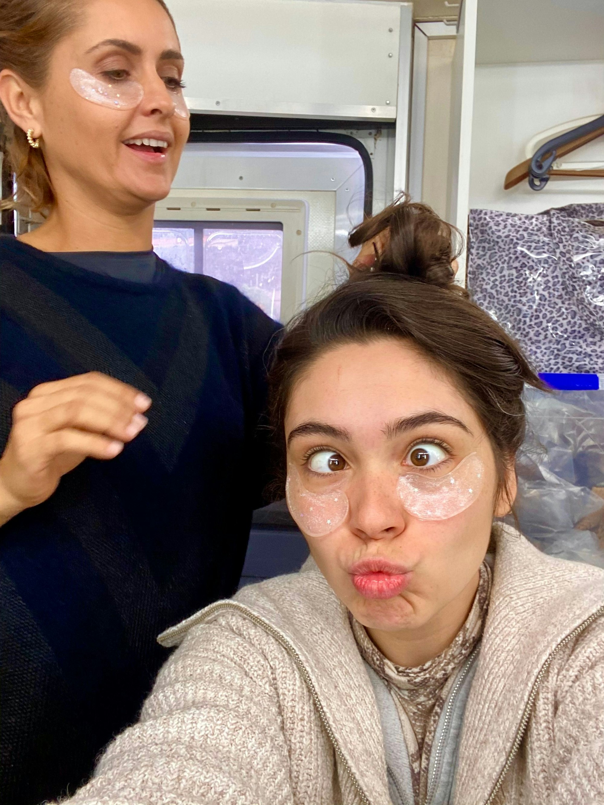 Schauspielerin Tamara Romera Ginés ist bei RTL als Adoptivtochter der Hauptfigur in "Balko Tenerifa" zu sehen.
Für EXPRESS.de öffnet sie ihr privates Fotoalbum vom Dreh.
Alle Fotos wurden EXPRESS.de von der Schauspielerin zur Berichterstattng kostenfrei zur Berfügung gestellt.