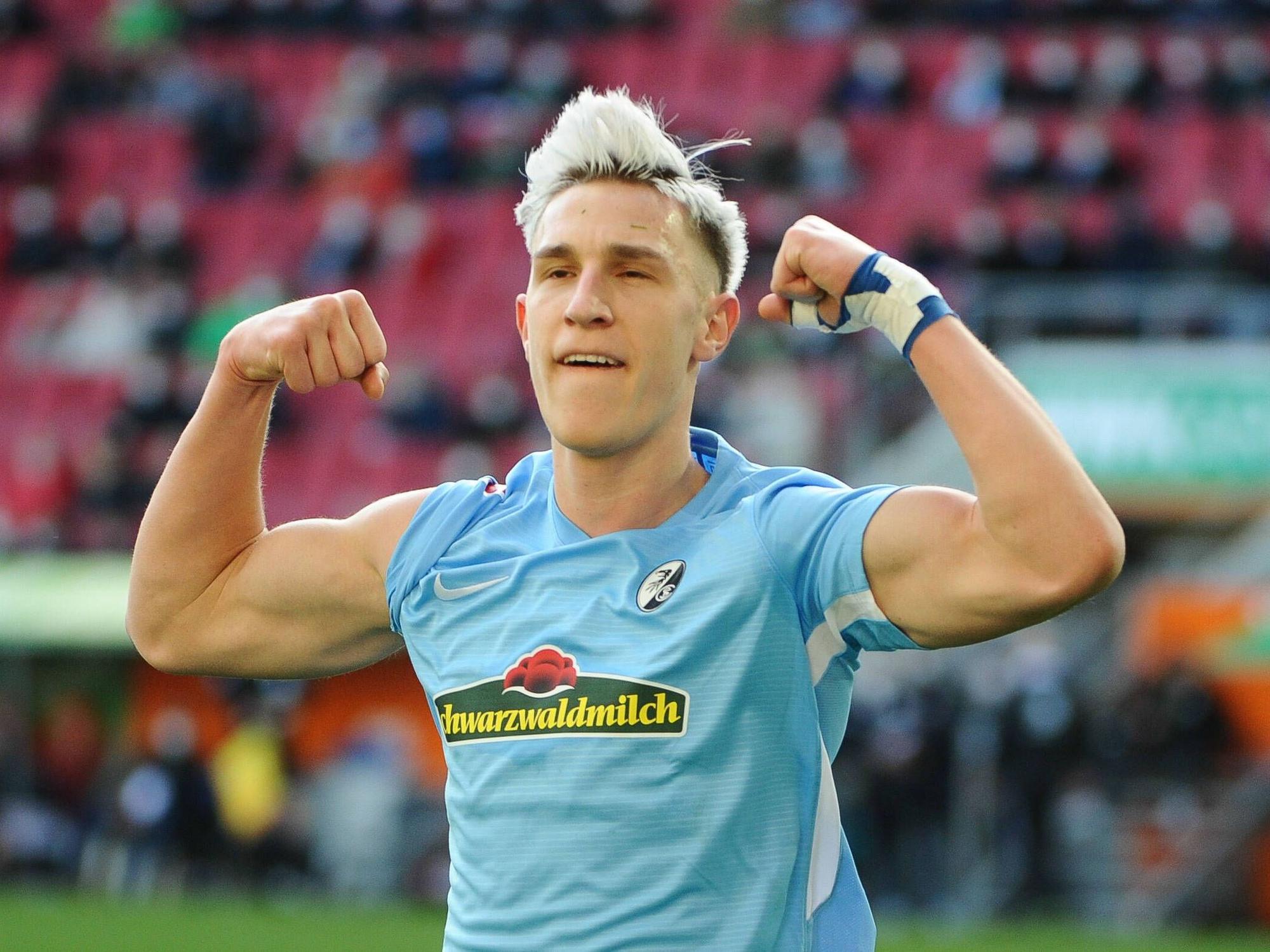 Torjubel durch Nico Schlotterbeck vom SC Freiburg.