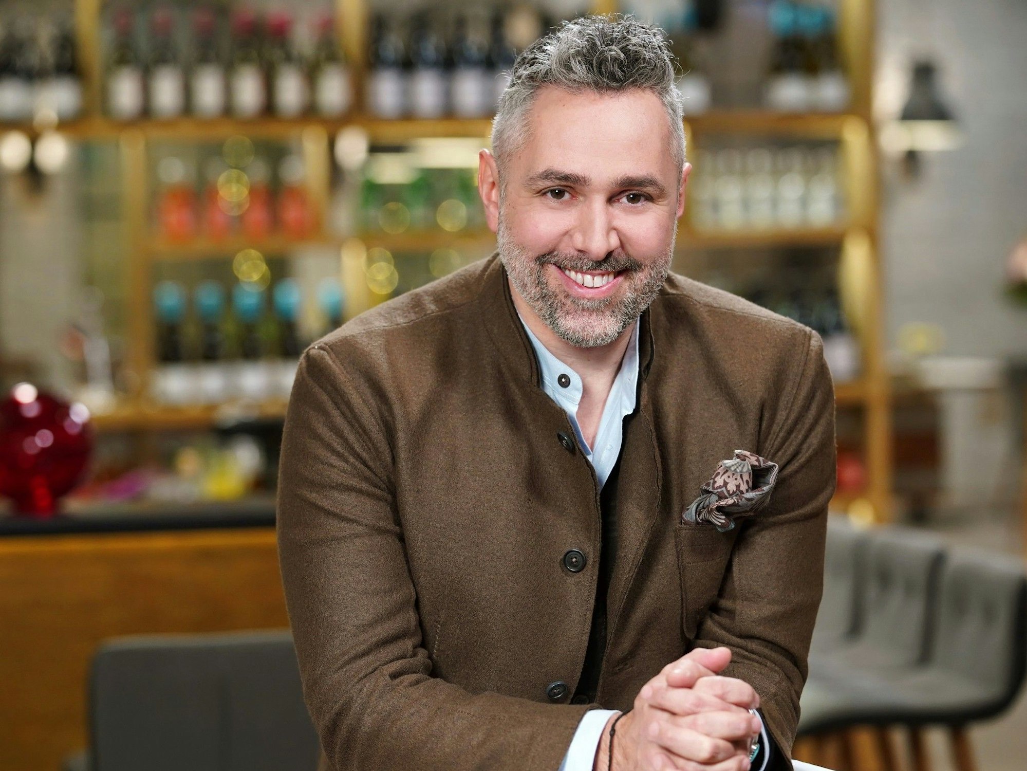 Roland Trettl bei „First Dates - Ein Tisch für zwei“. In der Folge vom 24. März machte ihn ein glücklicher Zufall völlig sprachlos.