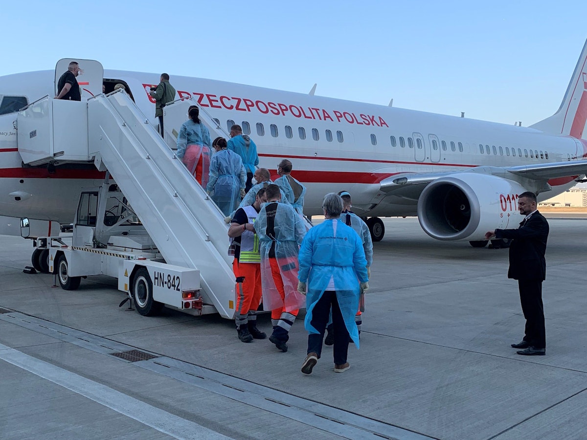 Unter anderem kamen die 37 schwerst- oder mehrfachbehinderten ukrainische Kinder am 23. März 2022 mit dieser Maschine in Köln an.