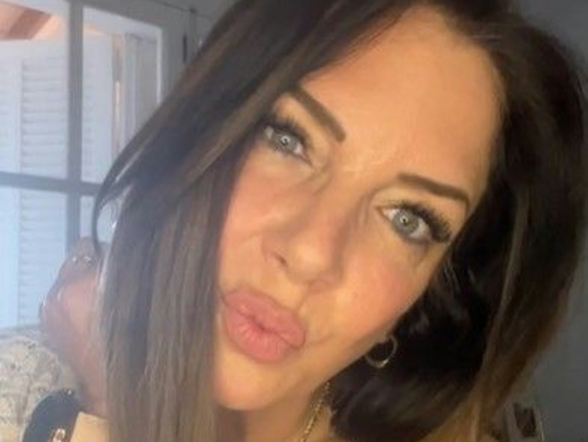 Bekannt aus „Goodbye Deutschland“: Danni Büchner, hier in einem Instagram Beitrag vom 24. März 2022, brachte ihr Fans nun so richtig auf die Palme.