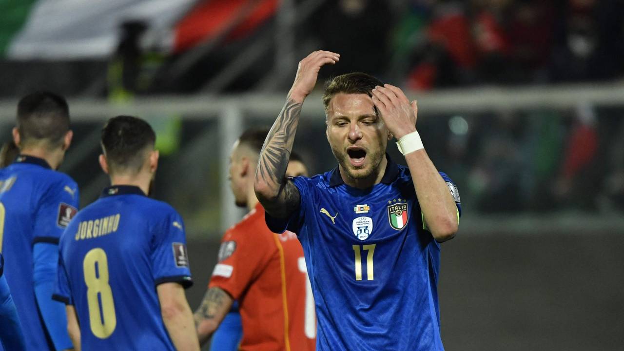 Ciro Immobile ärgert sich bei Italiens Playoff-Blamage gegen Nordmazedonien.