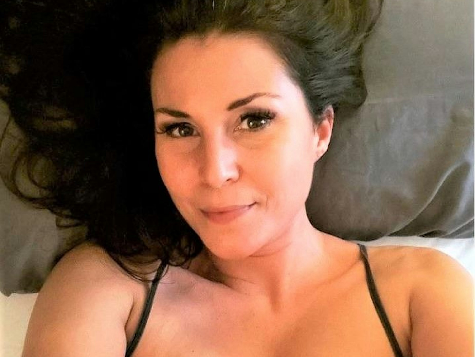 Sat.1-Frühstücksfernsehen: Moderatorin Vanessa Blumhagen zeigt sich am 17. Februar auf ihrem Instagram-Account @vanessa_blumhagen.
