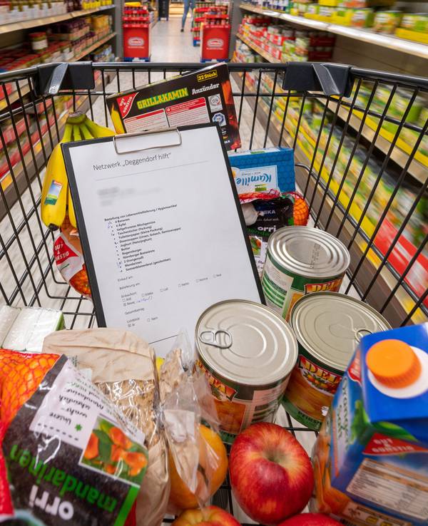 Ein Kunde beschwert sich nach einem Einkauf bei Aldi (hier ein Symbolfoto) über die gestiegenen Preise.