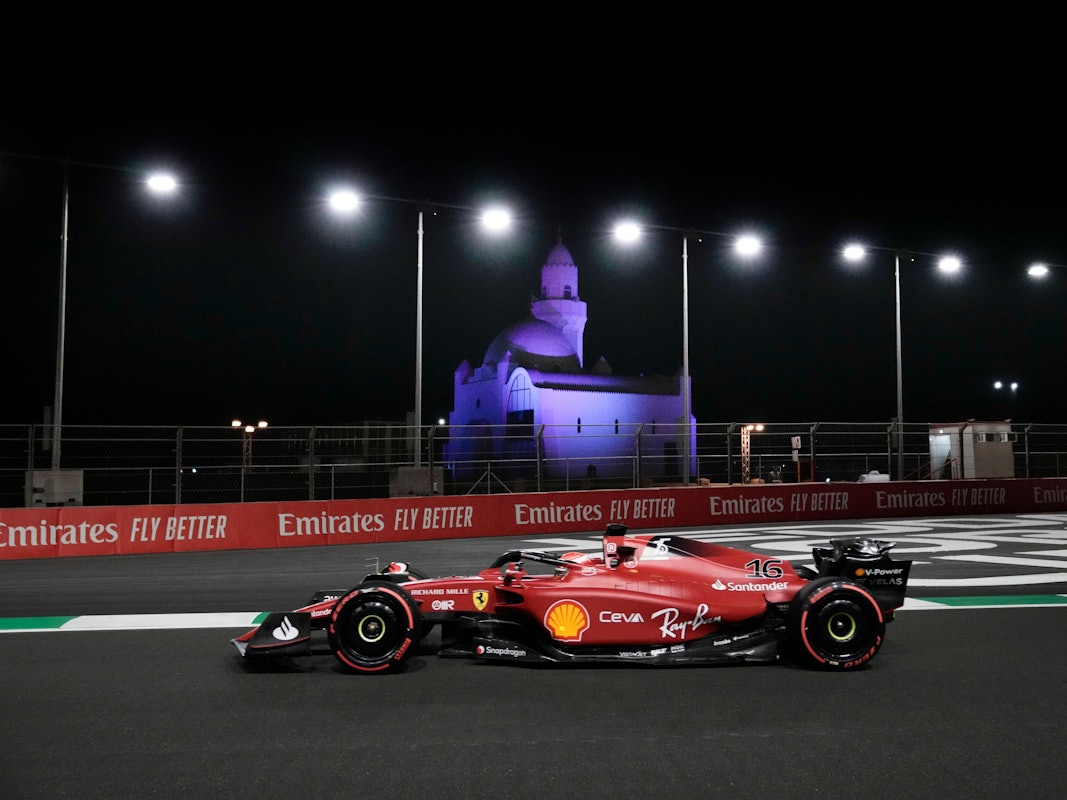Charles Leclerc aus Monaco vom Team Ferrari beim Training zum Grand Prix von Saudi-Arabien.
