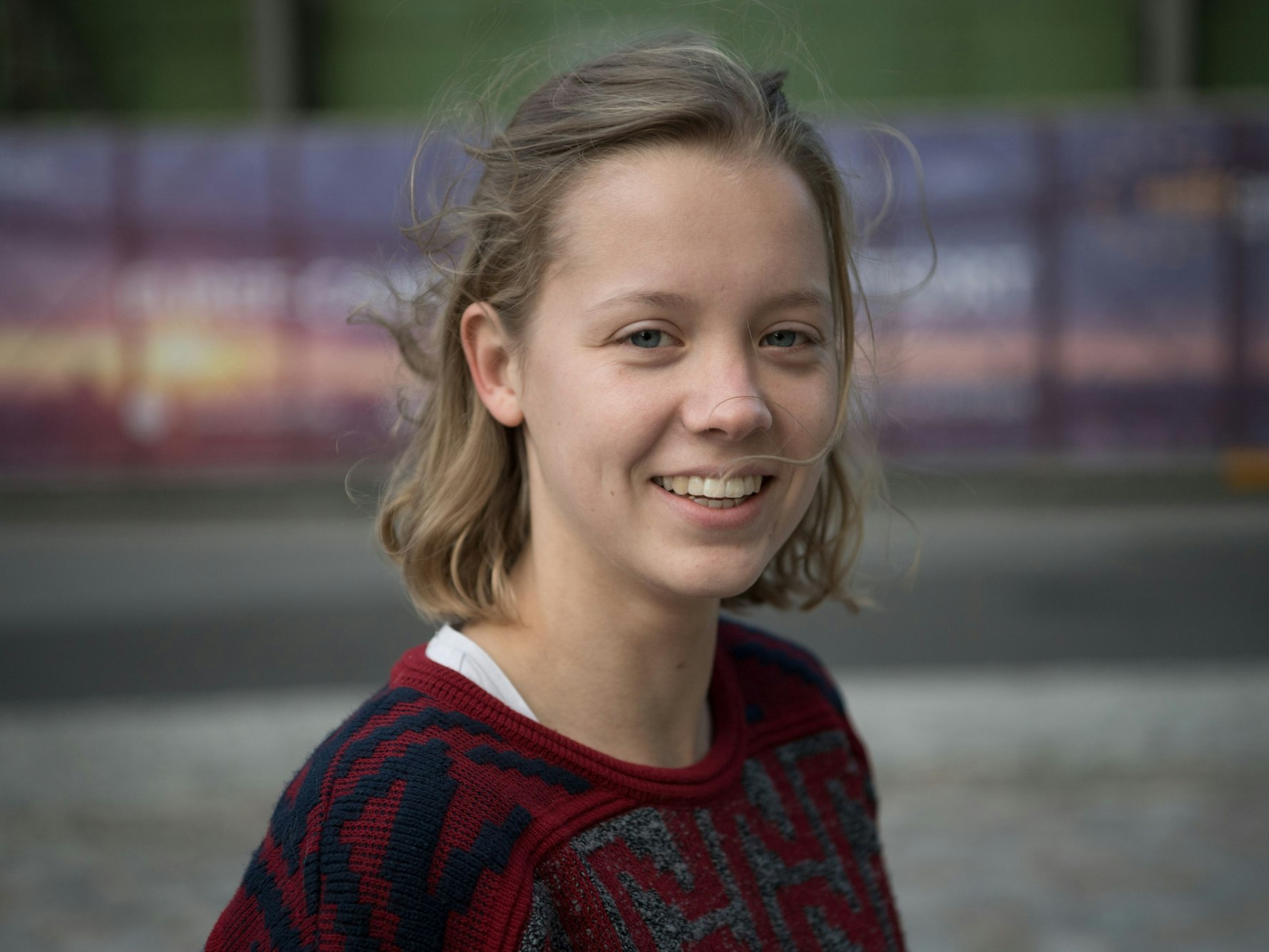 Carla Reemtsma, Fridays for Future-Aktivistin, steht während einer Pressekonferenz zu den Erwartungen an das Klimakabinett und zum bevorstehenden internationalen Streik. +++ dpa-Bildfunk +++
