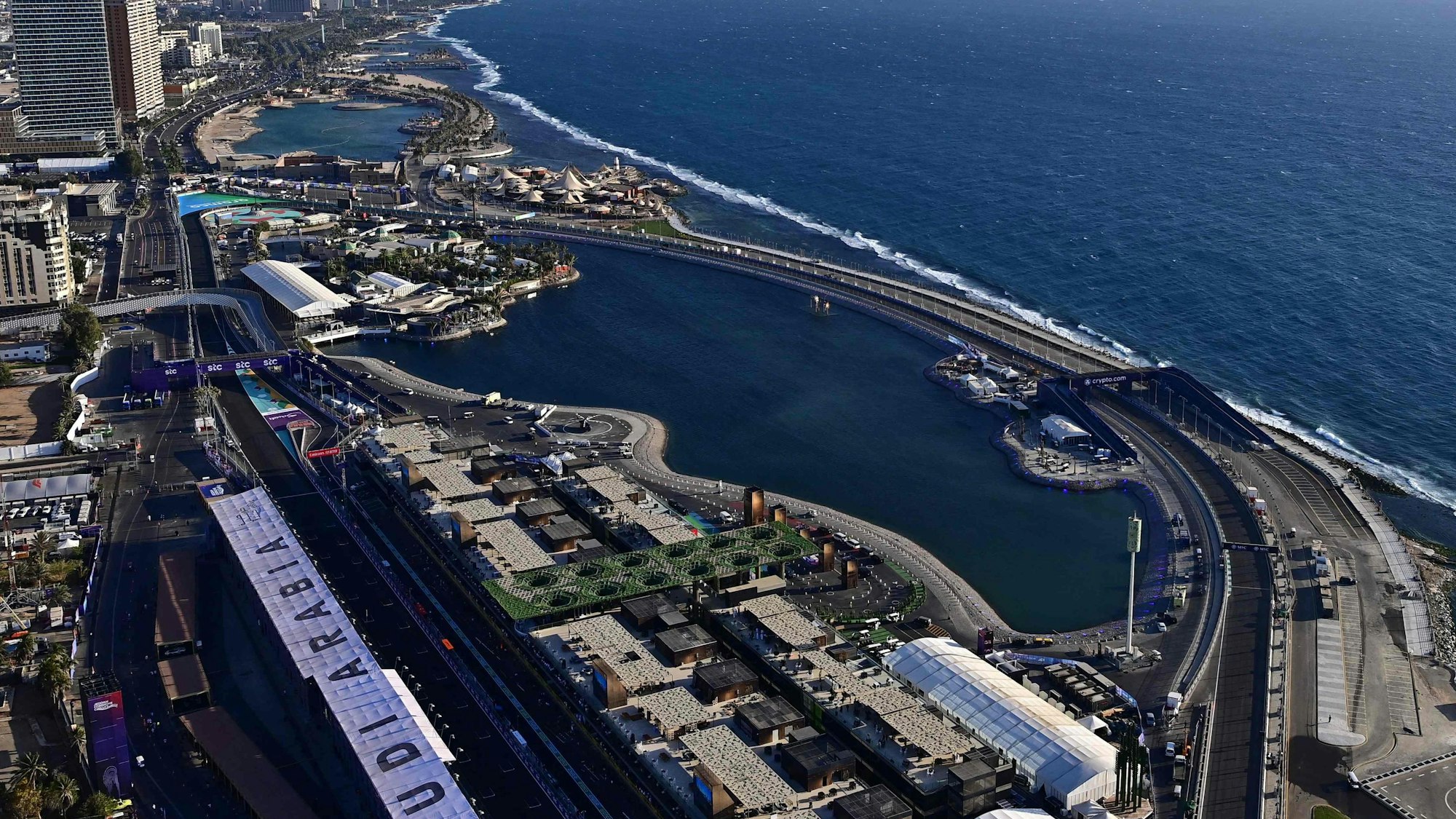 Luftaufnahme der Formel-1-Strecke in Jeddah/Saudi Arabien.