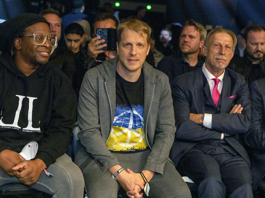 Oliver Pocher, Mola Adebisi und Christoph Daum als Promis beim Boxkampf von Felix Sturm.