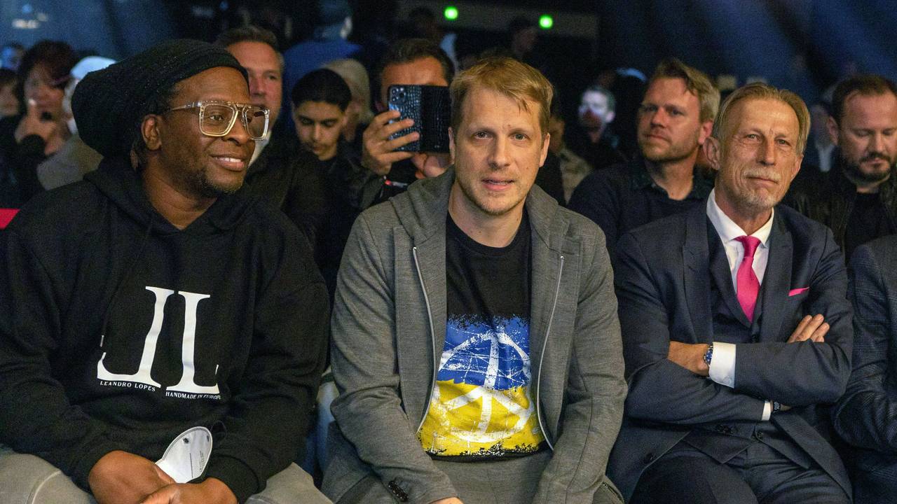 Oliver Pocher, Mola Adebisi und Christoph Daum als Promis beim Boxkampf von Felix Sturm.