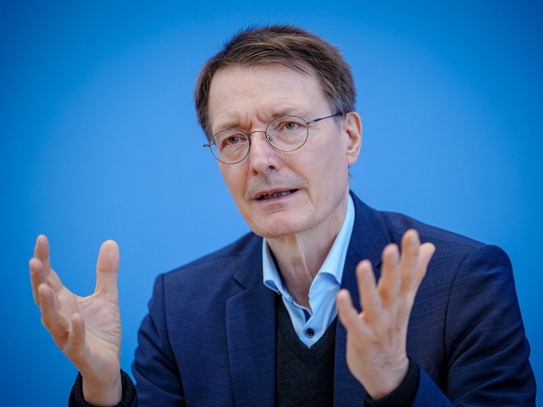 Karl Lauterbach (SPD), Bundesminister für Gesundheit, gibt eine Pressekonferenz zur aktuellen Corona-Lage. +++ dpa-Bildfunk +++