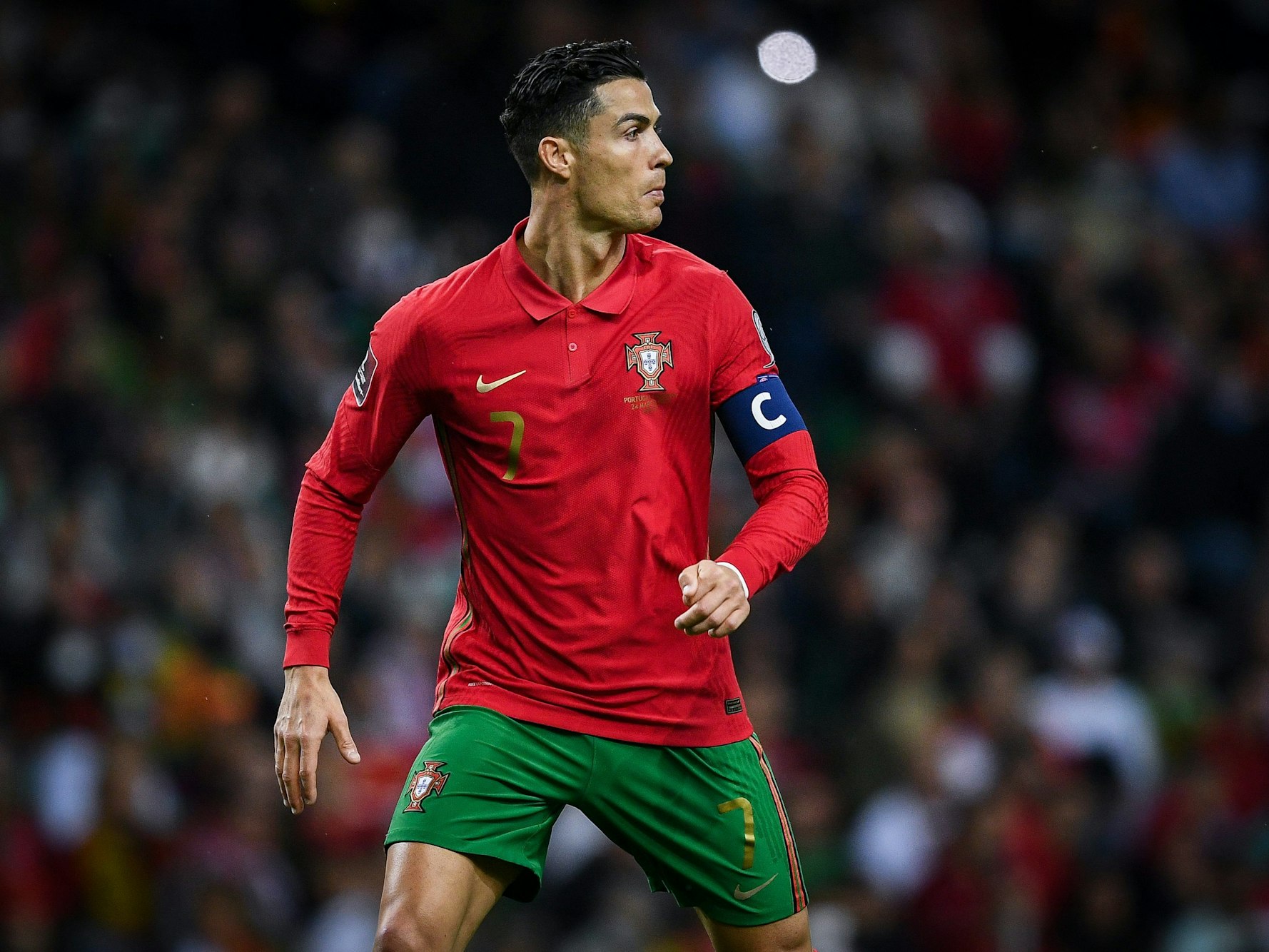 Cristiano Ronaldo ist der Kapitän von Portugal im Spiel gegen die Türkei.