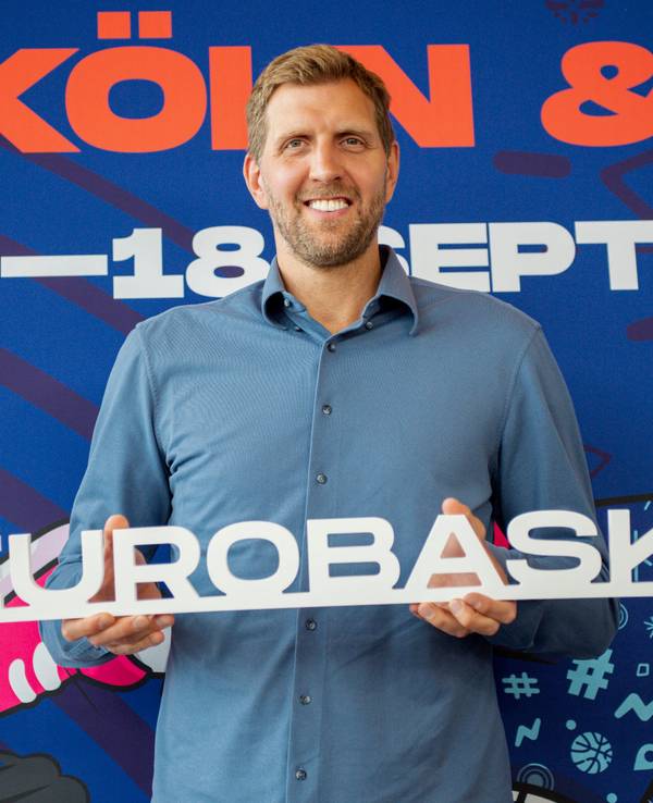 Basketball: Eurobasket-PK mit Dirk Nowitzki und Armin Andres am 29.03.22 im KölnSKY in Köln Nordrhein-Westfalen.