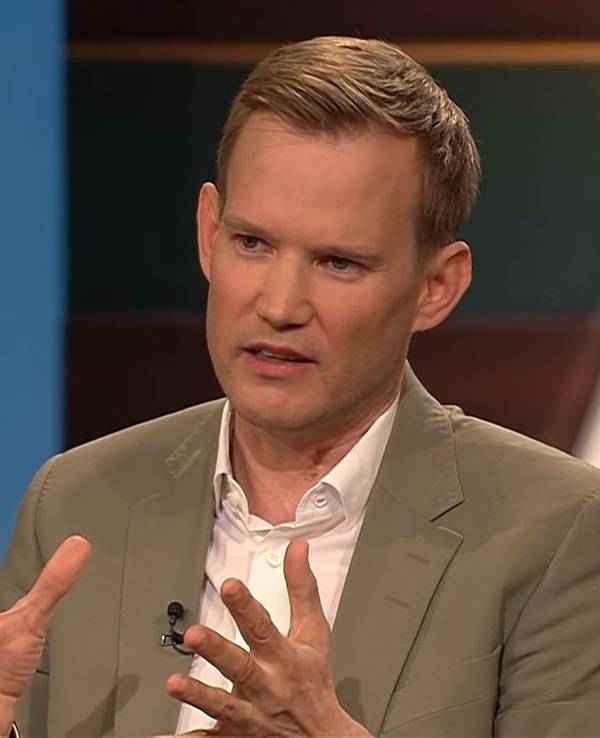 Virologe Hendrik Streeck ist am Dienstag (29. März) zu Gast bei „Markus Lanz“ (ZDF) und kritisiert die neuen Corona-Regeln. Er sieht Nachbesserungsbedarf.