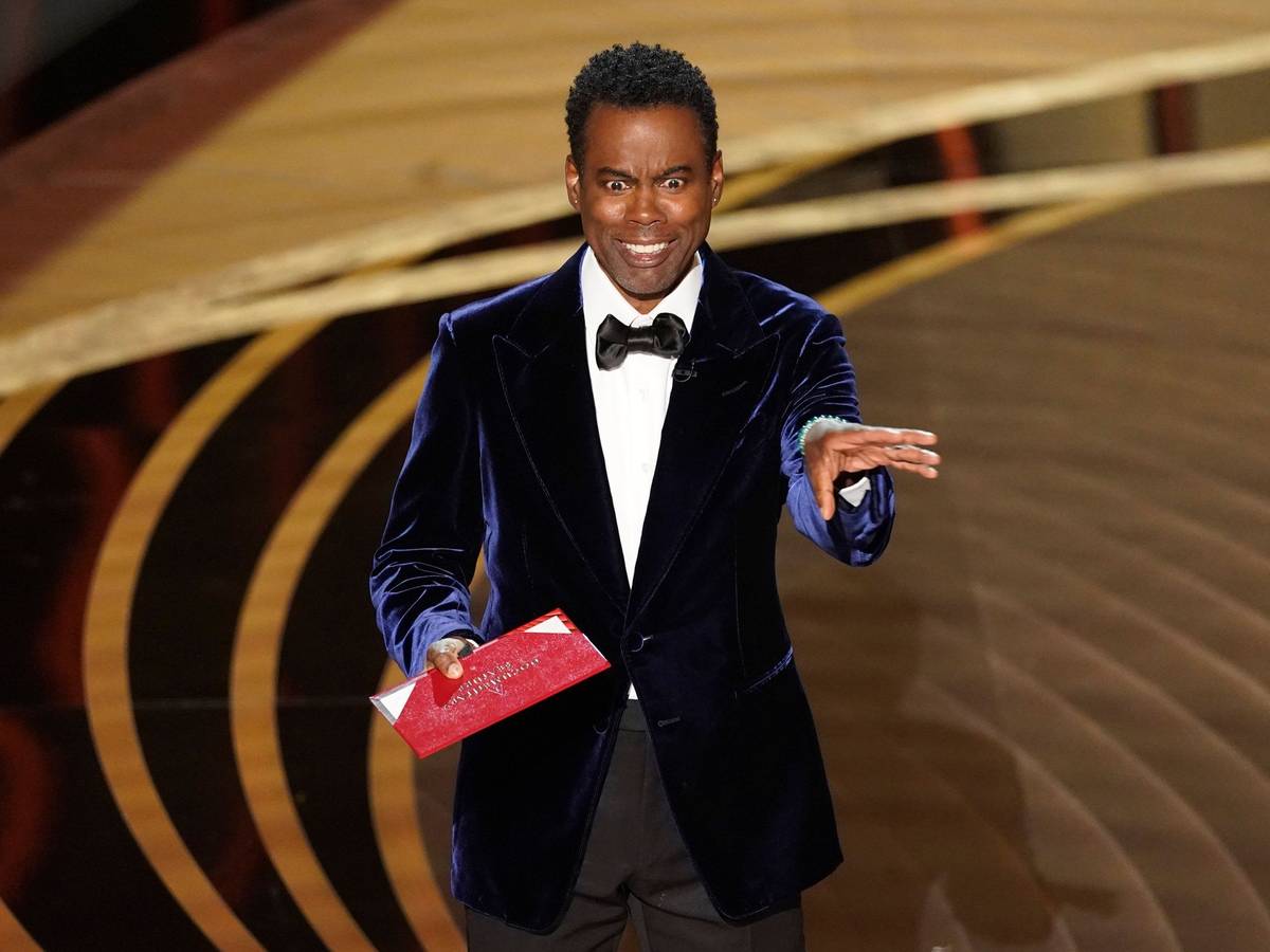 Chris Rock präsentiert den Preis für den besten Dokumentarfilm bei der 94. Verleihung der Academy-Awards in Hollywood.