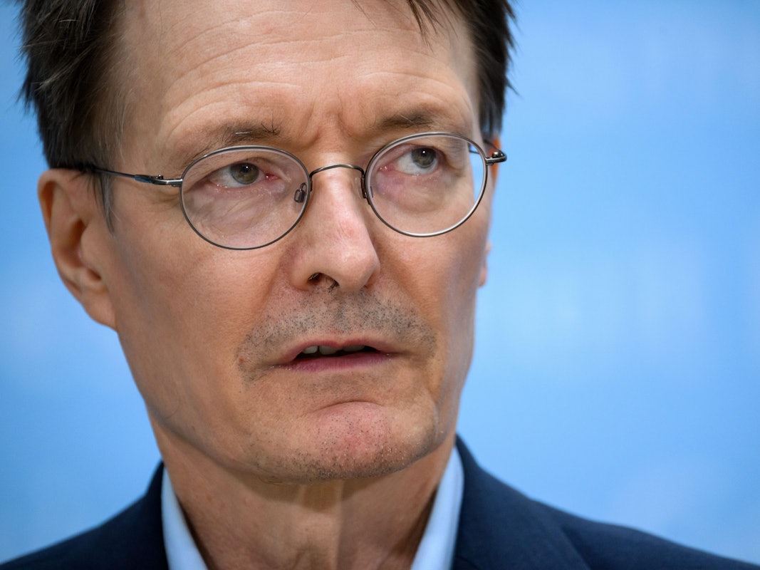 Bundesgesundheitsminister Karl Lauterbach hat vor der Corona-Lage gewarnt.