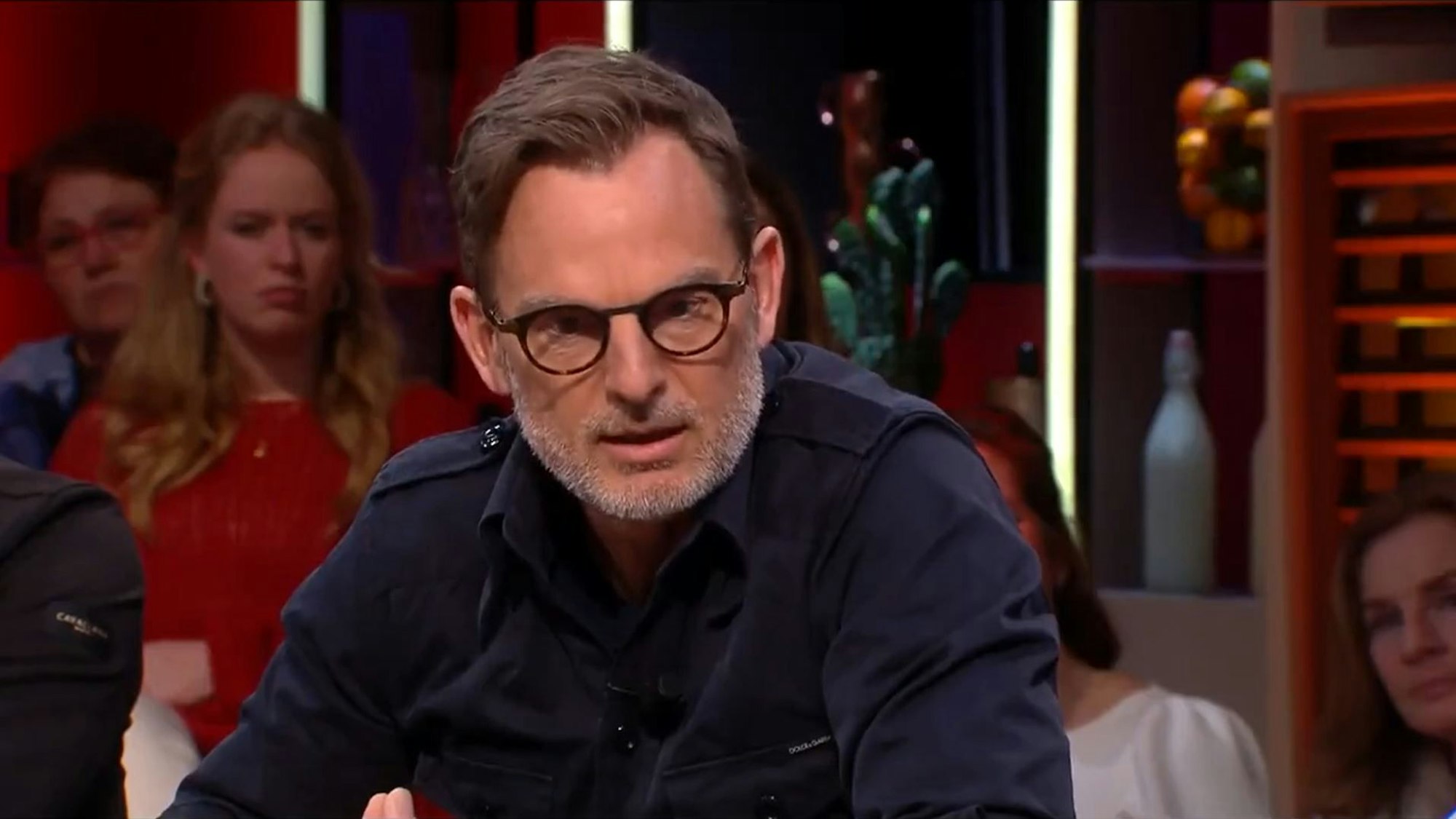 Ronald de Boer in der Talkshow Jinek bei RTL in den Niederlanden. Dort verteidigte er Katar, Gastgeber der WM 2022, leidenschaftlich.