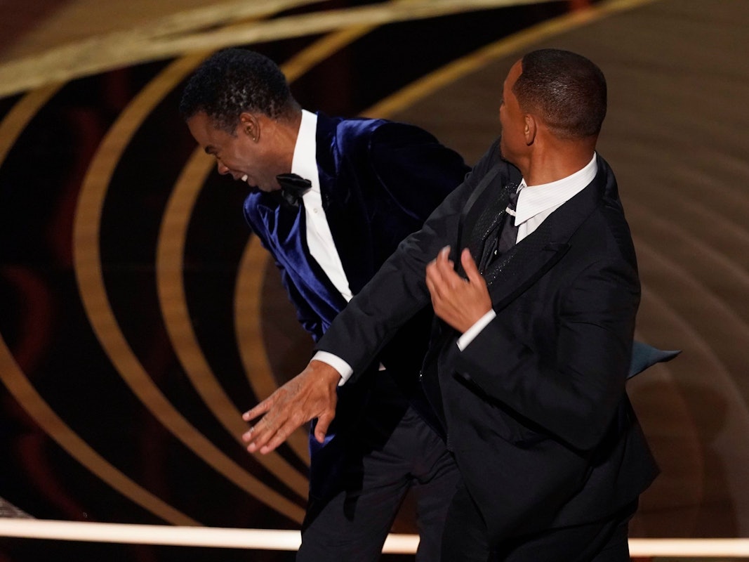 Will Smith (r.) verpasst Chris Rock bei der Oscar-Verleihung eine Ohrfeige