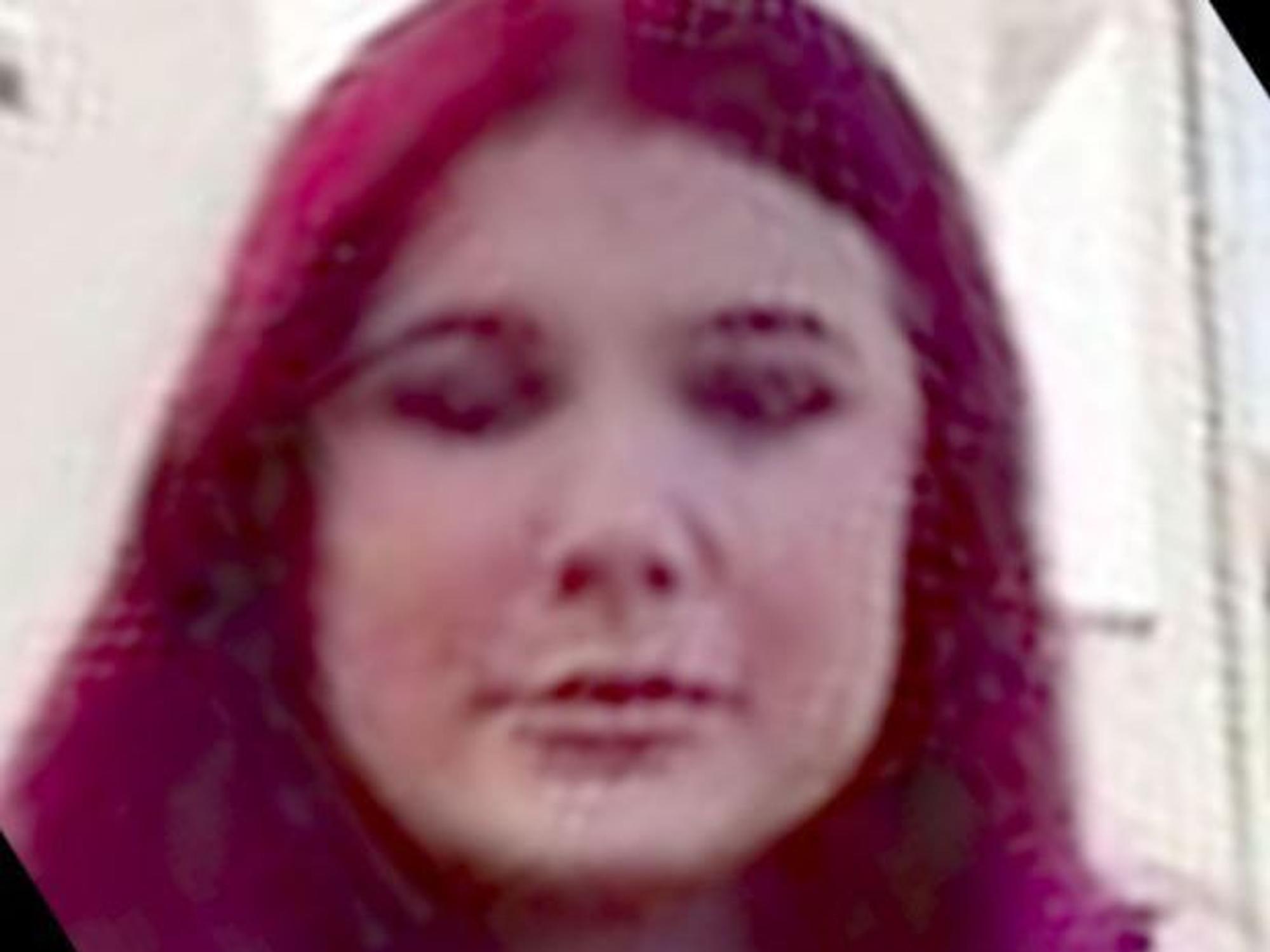 Clara W. wird vermisst. Die 14-Jährige wird auch in Köln gesucht.