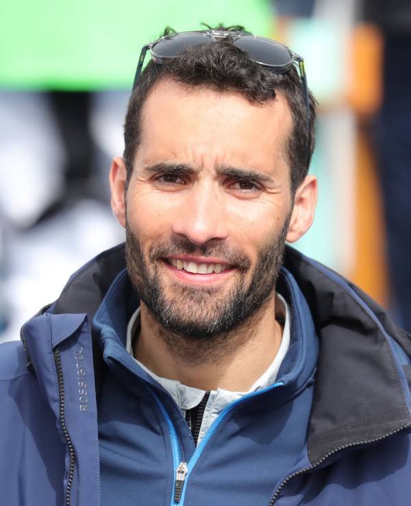 Biathlon-Olympiasieger Martin Fourcade am Rande eines Wettkampfs.