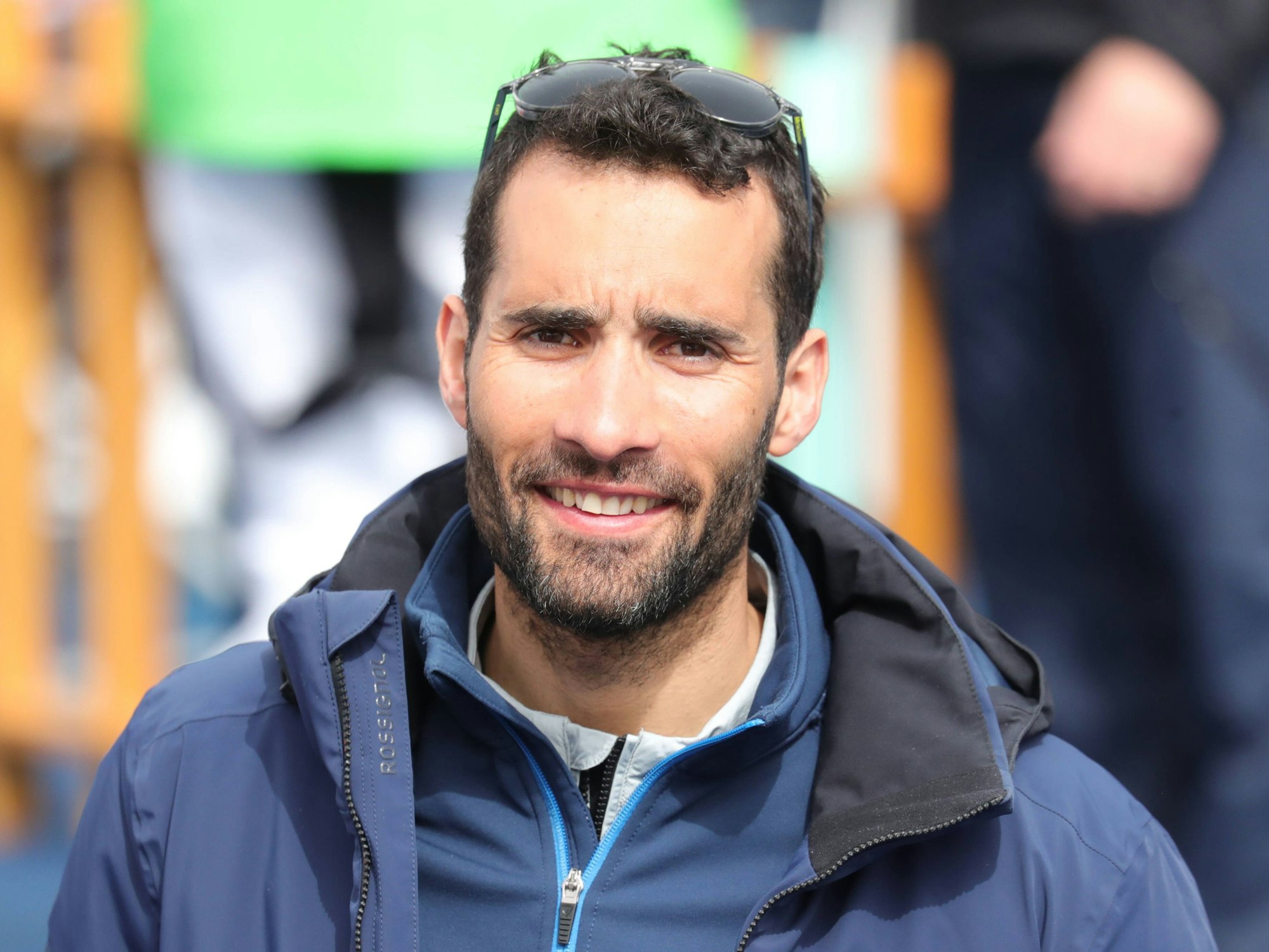 Biathlon-Olympiasieger Martin Fourcade am Rande eines Wettkampfs.
