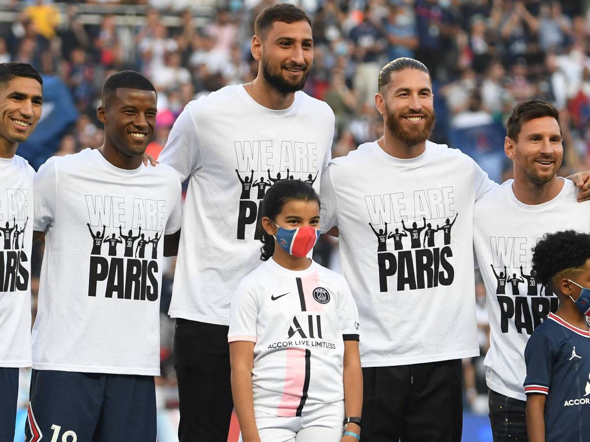 Paris Saint-Germain präsentiert seine Neuzugänge Achraf Hakimi, Georginio Wijnaldum, Gianluigi Donnarumma, Sergio Ramos und Lionel Messi.