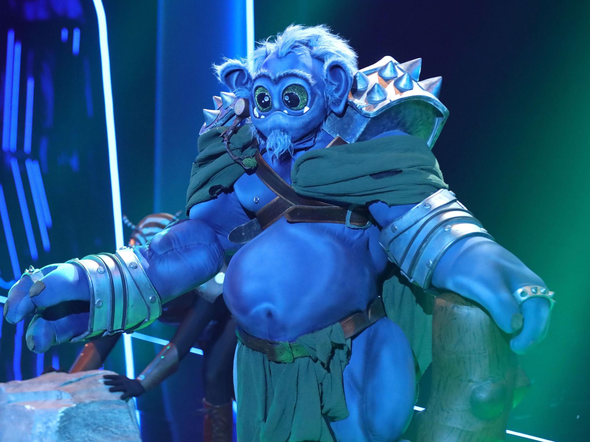 Wer steckt wohl hinter dem Ork bei der Show „The Masked Singer“ auf ProSieben? Das Bild wurde am 19. März 2022 aufgenommen.
