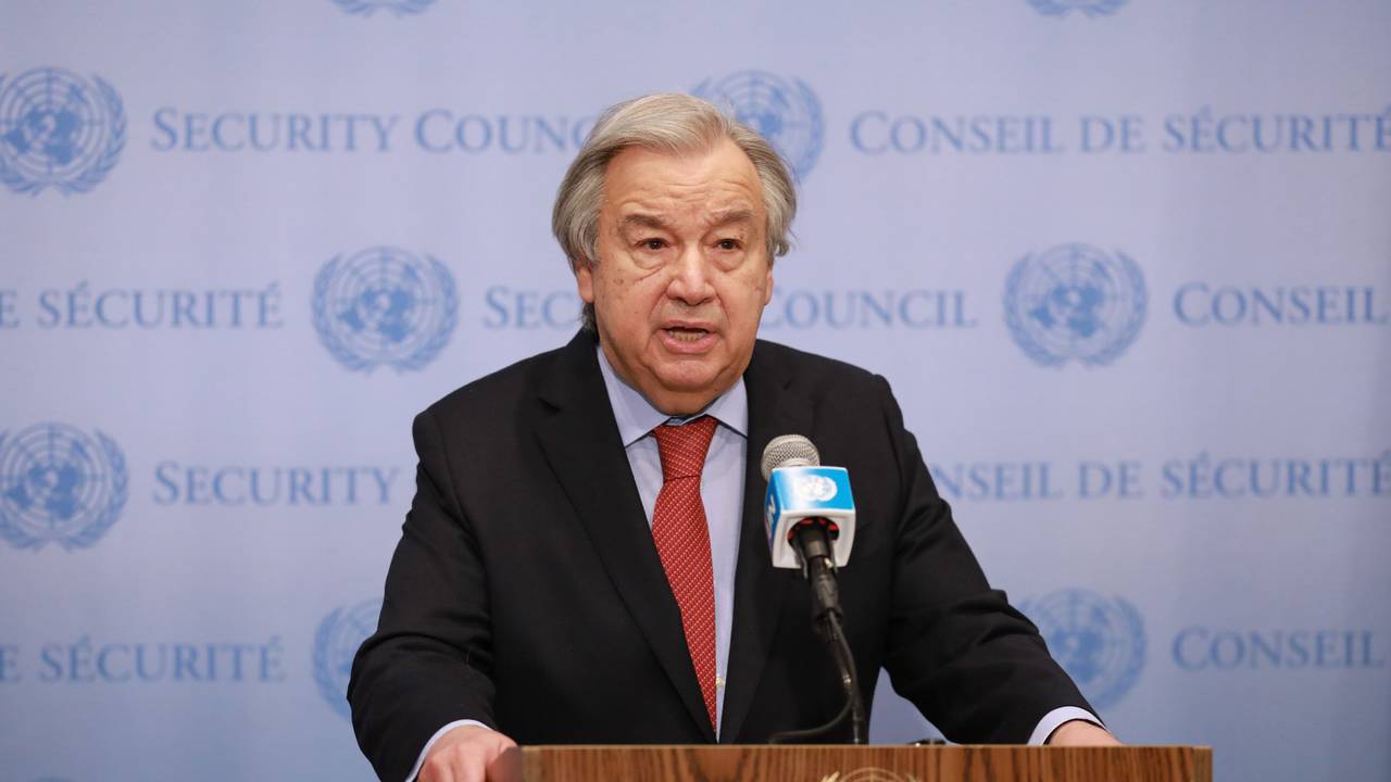 Antonio Guterres, Generalsekretär der Vereinten Nationen, spricht im UN-Hauptquartier in New York zur Presse.