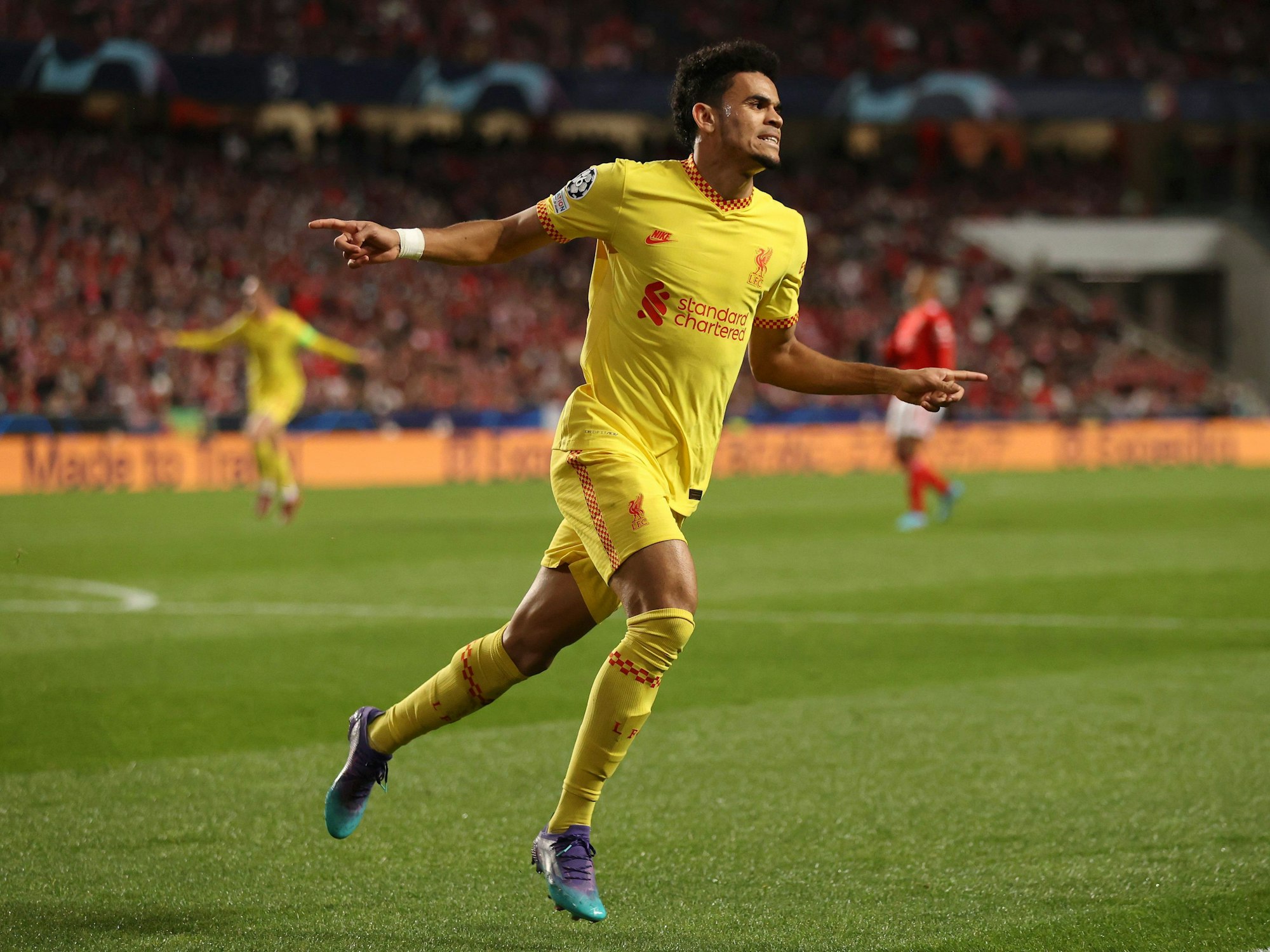 Liverpool-Neuzugang Luis Diaz am Jubeln.