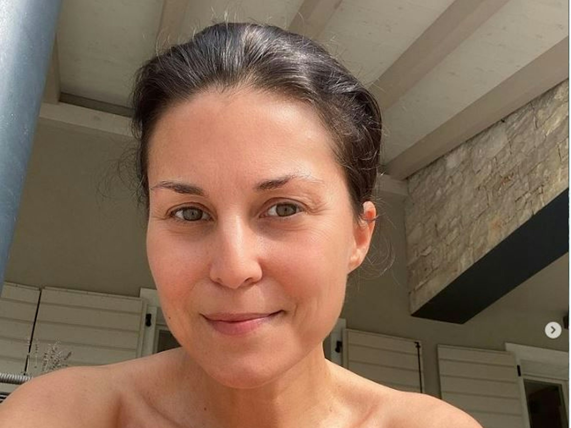 Sat.1-„Frühstücksfernsehen“-Moderatorin Vanessa Blumhagen zeigt viel Haut auf Instagram. Das Foto postete sie am 26. September auf Instagram.