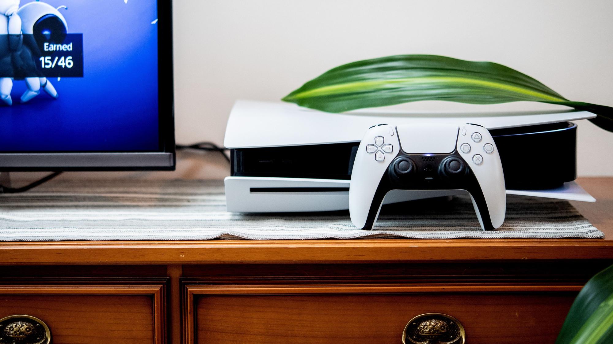 Die Playstation 5 ist bereits seit vielen Monaten vergriffen, wird zu einem deutlich höheren Preis angeboten. Kaufland hat in seinem Online-Shop nun noch mal einen drauf gesetzt.