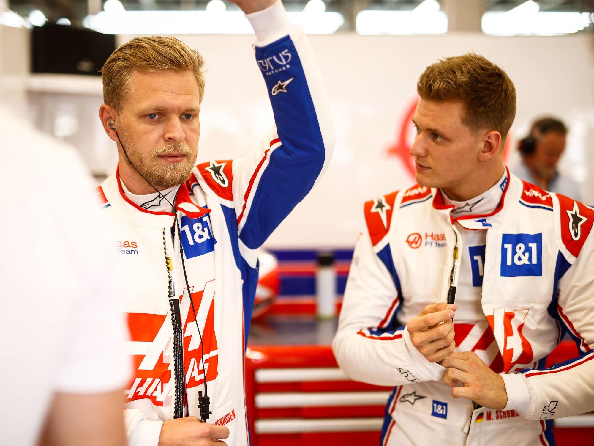 Magnussen und Schumacher nachdenklich vor dem Rennen in Jeddah