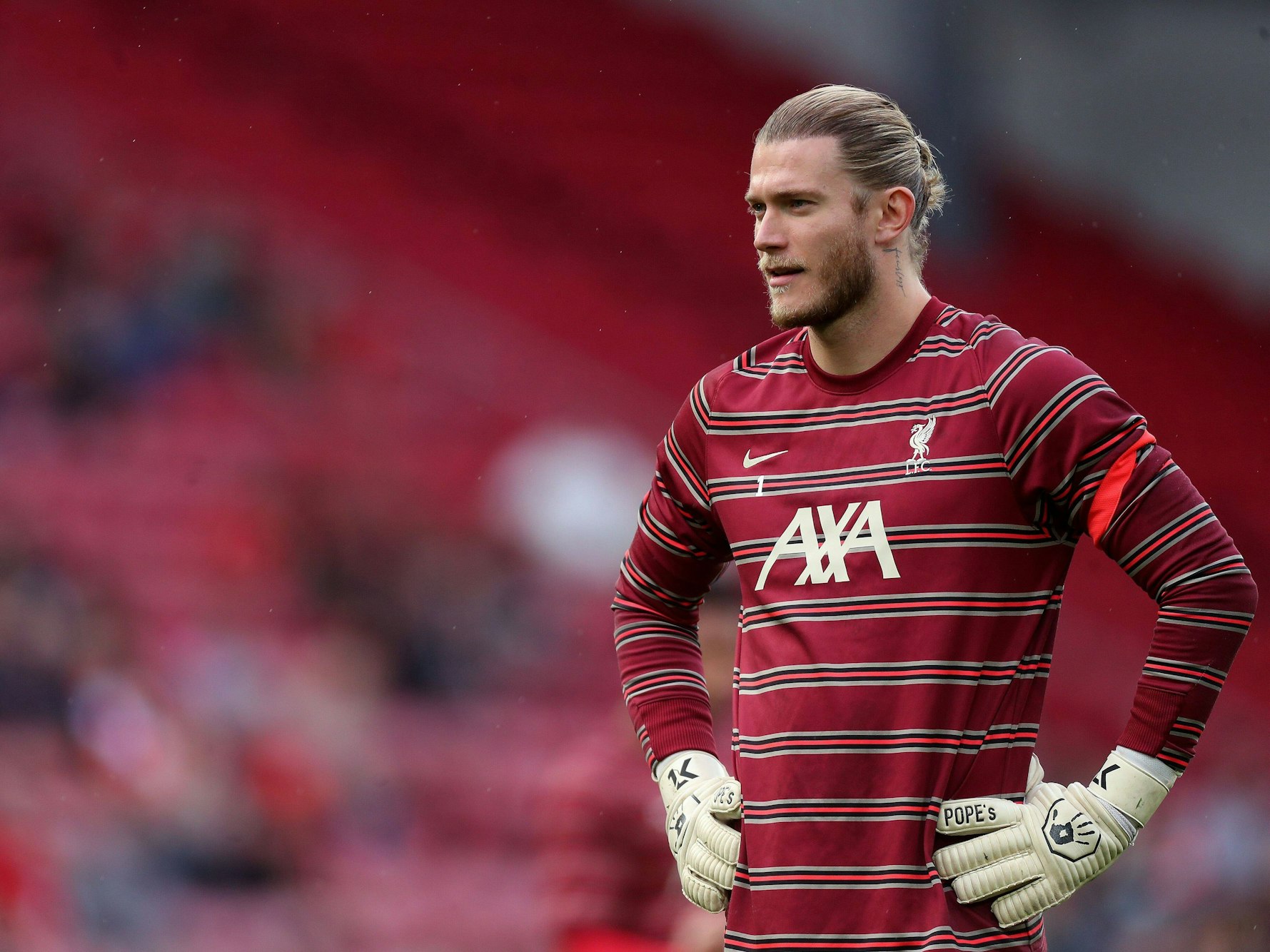 Loris Karius beim Aufwärmen.