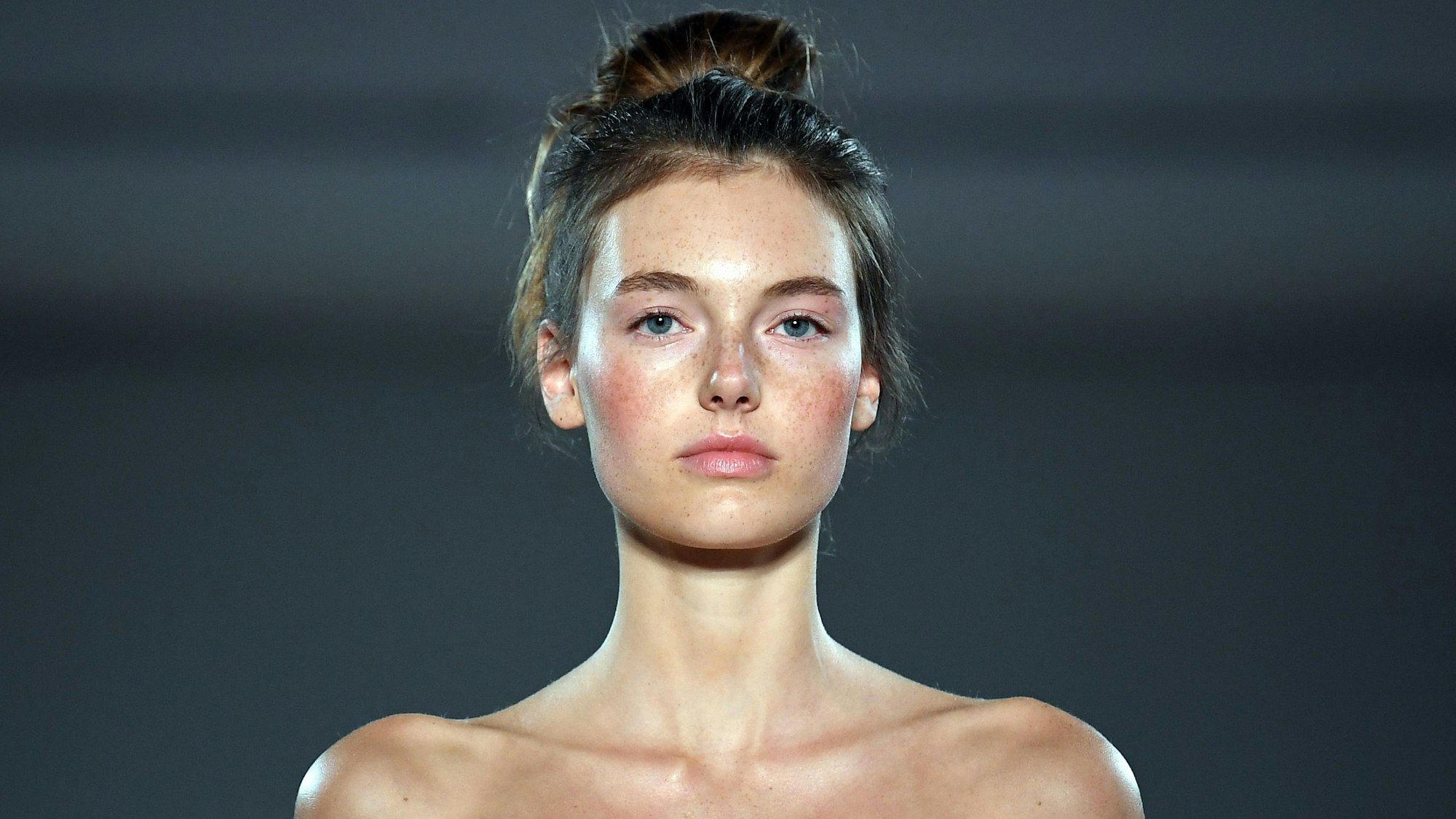 Céline Bethmann: Hier 2017 auf der Berlin Fashion Week.