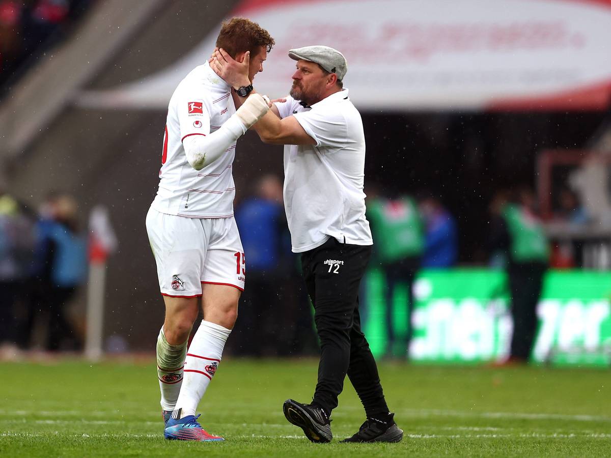 Steffen Baumgart und Luca Kilian jubeln beim 1. FC Köln gegen den FSV Mainz 05.