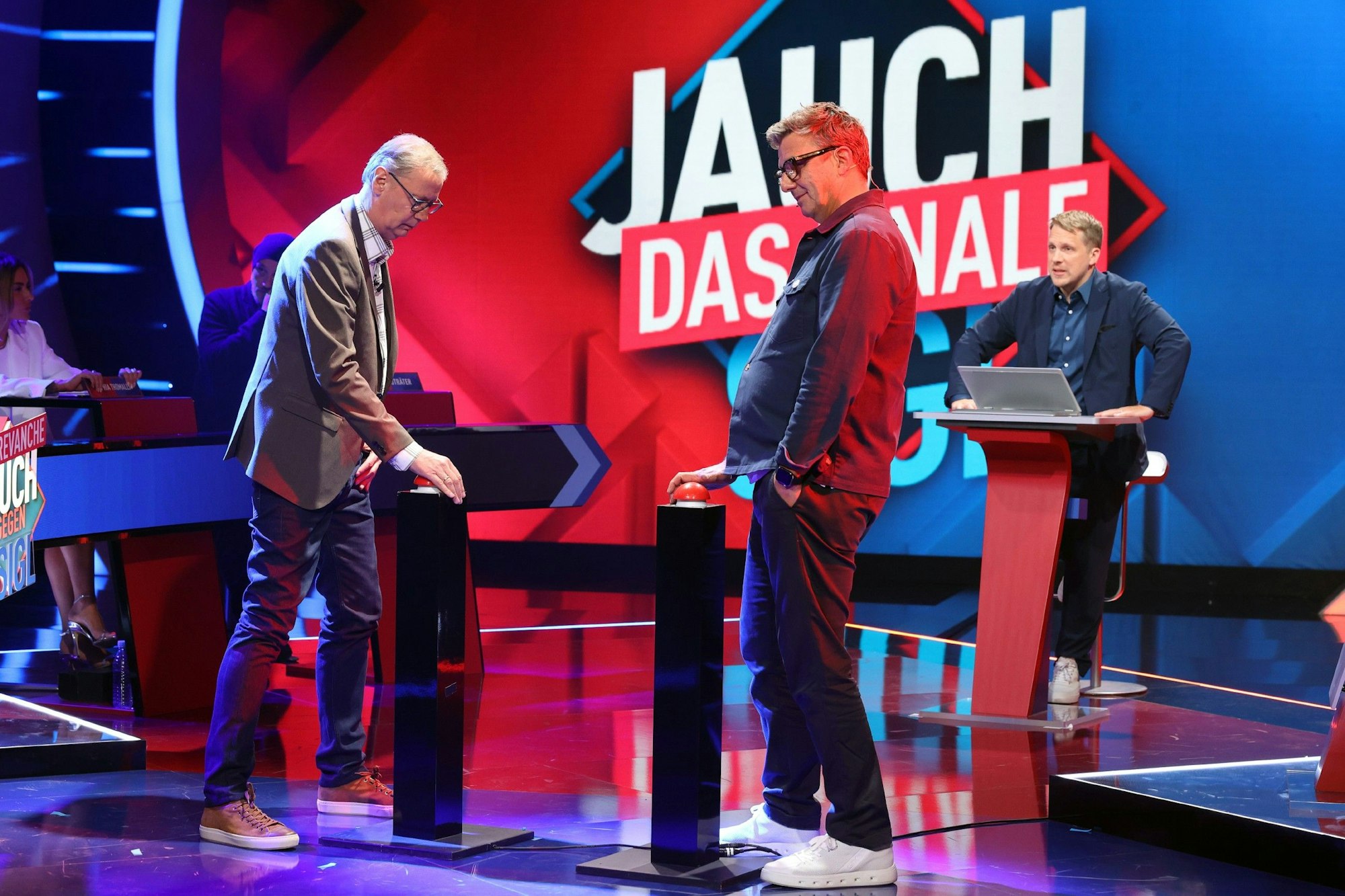 Günther Jauch (l.) und Hans Sigl (r.) im Studio von „Jauch gegen Sigl“.