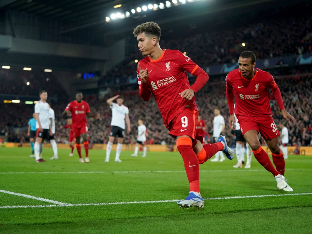 Roberto Firmino bejubelt seinen Treffer gegen Benfica Lissabon.