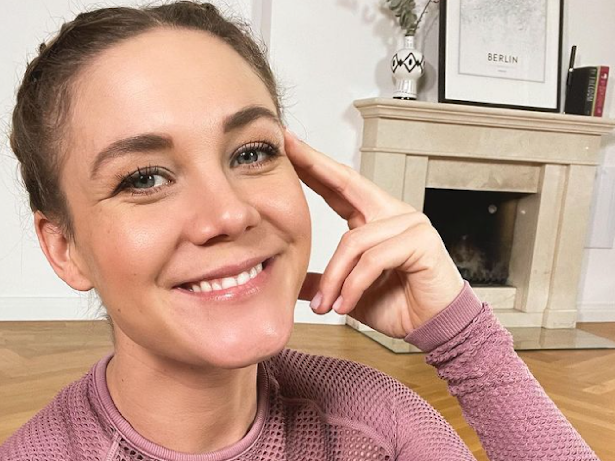 Moderatorin des Sat.1-„Frühstücksfernsehen“ Alina Merkau.