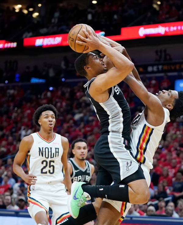Die New Orleans Pelicans spielen gegen San Antonio Spurs um die letzten Playoff-Tickets (14. April 2022).