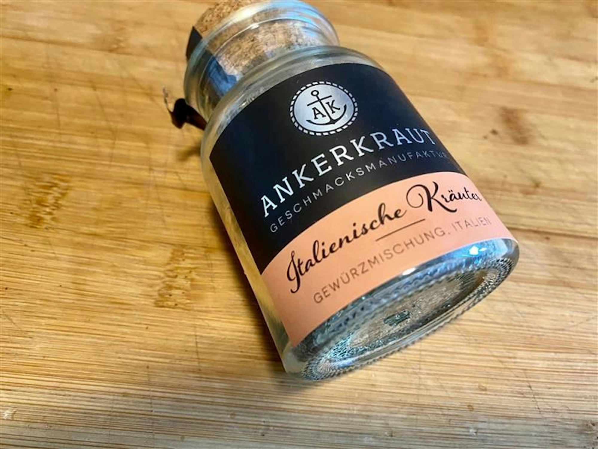 Nestlé hat das Unternehmen Ankerkraut aufgekauft. Hier ein Foto von 2022 von einem Gewürz-Glas.