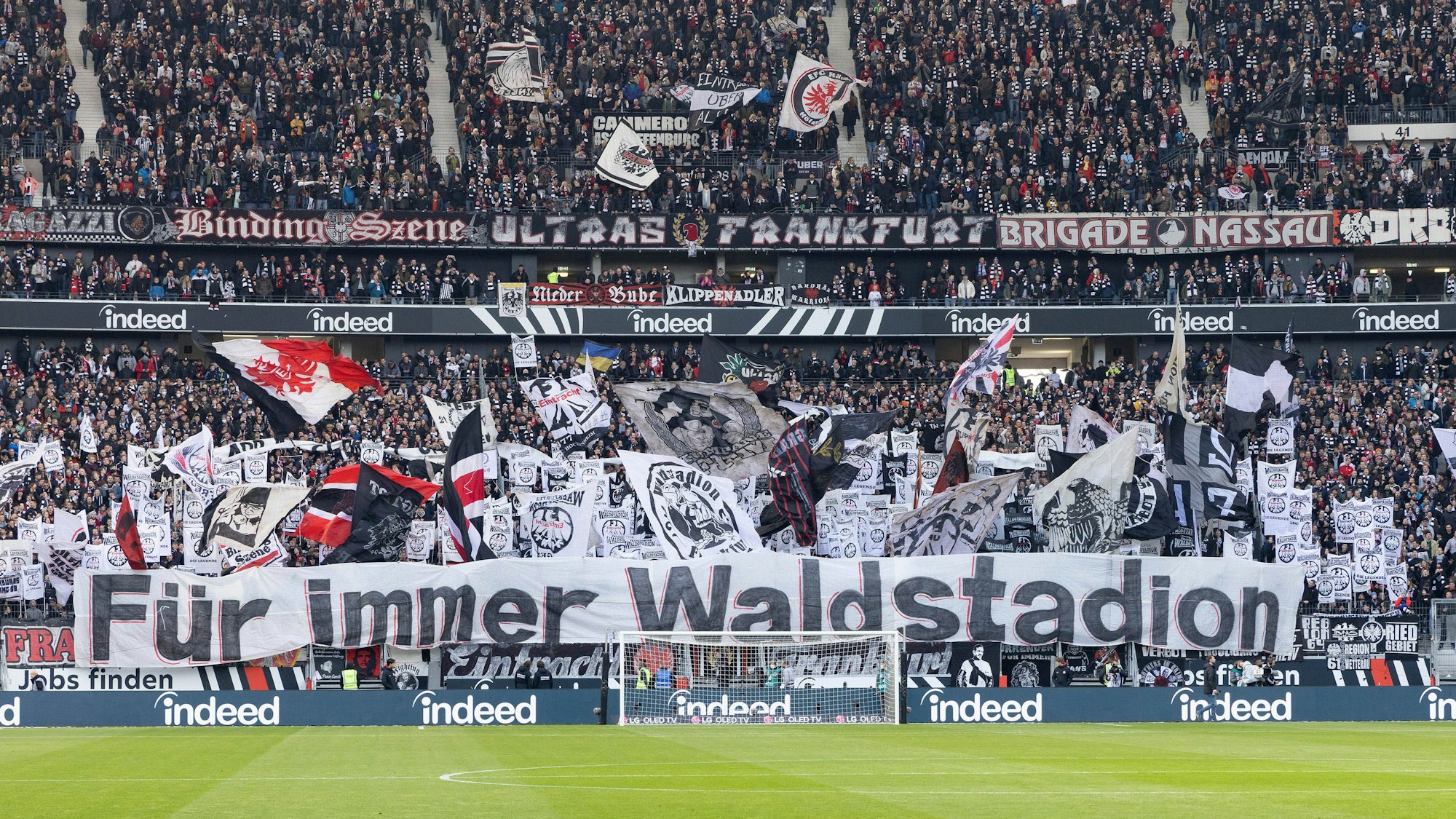 Bundesligaspiel zwischen Eintracht Frankfurt und dem SC Freiburg am 10. April 2022 im Deutsche Bank Park in Frankfurt am Main.