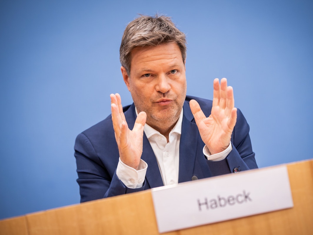 Robert Habeck, hier am 6. April 2022 in Berlin, fordert die Deutschen dazu auf, Energie einzusparen.