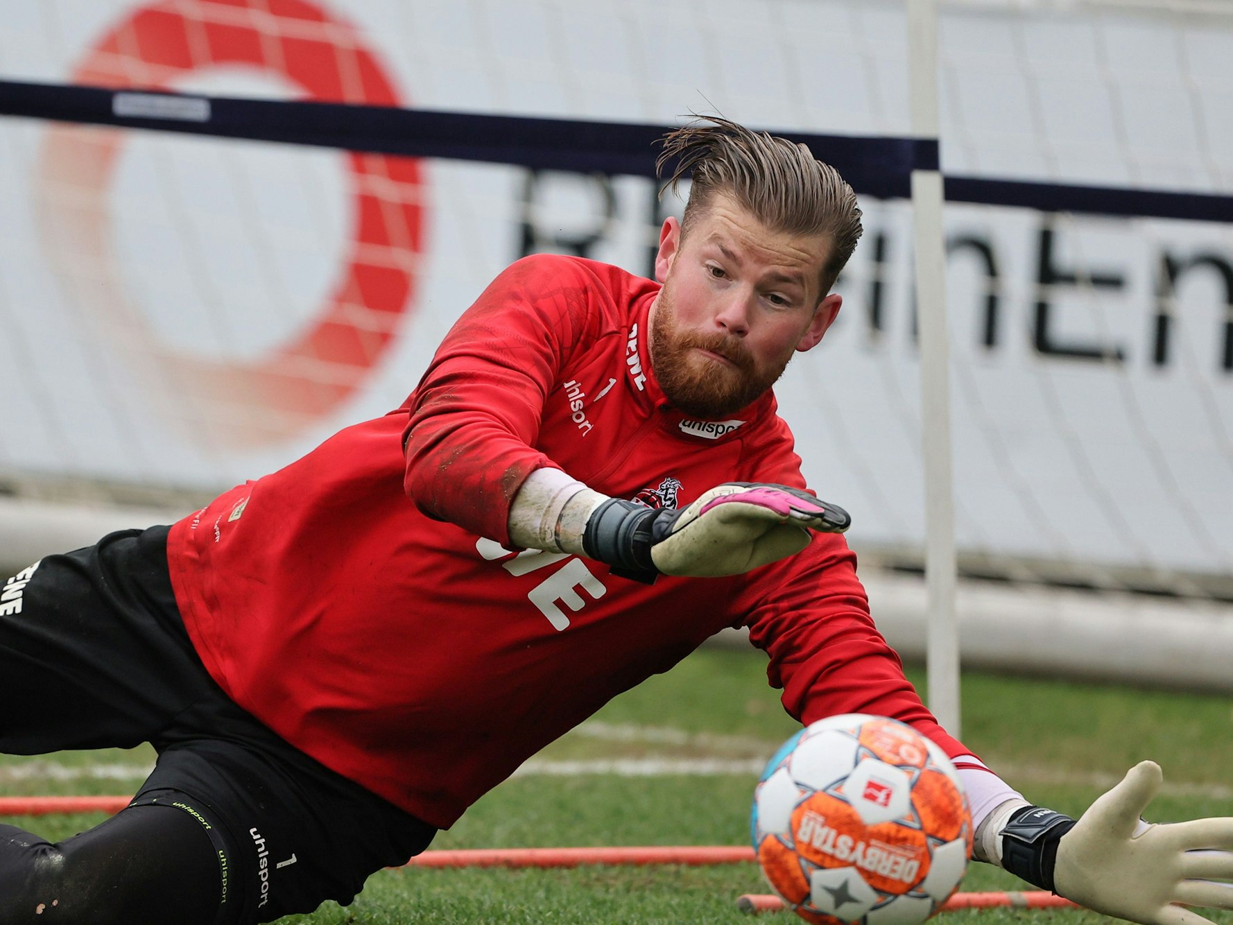 Timo Horn im Training des 1. FC Köln