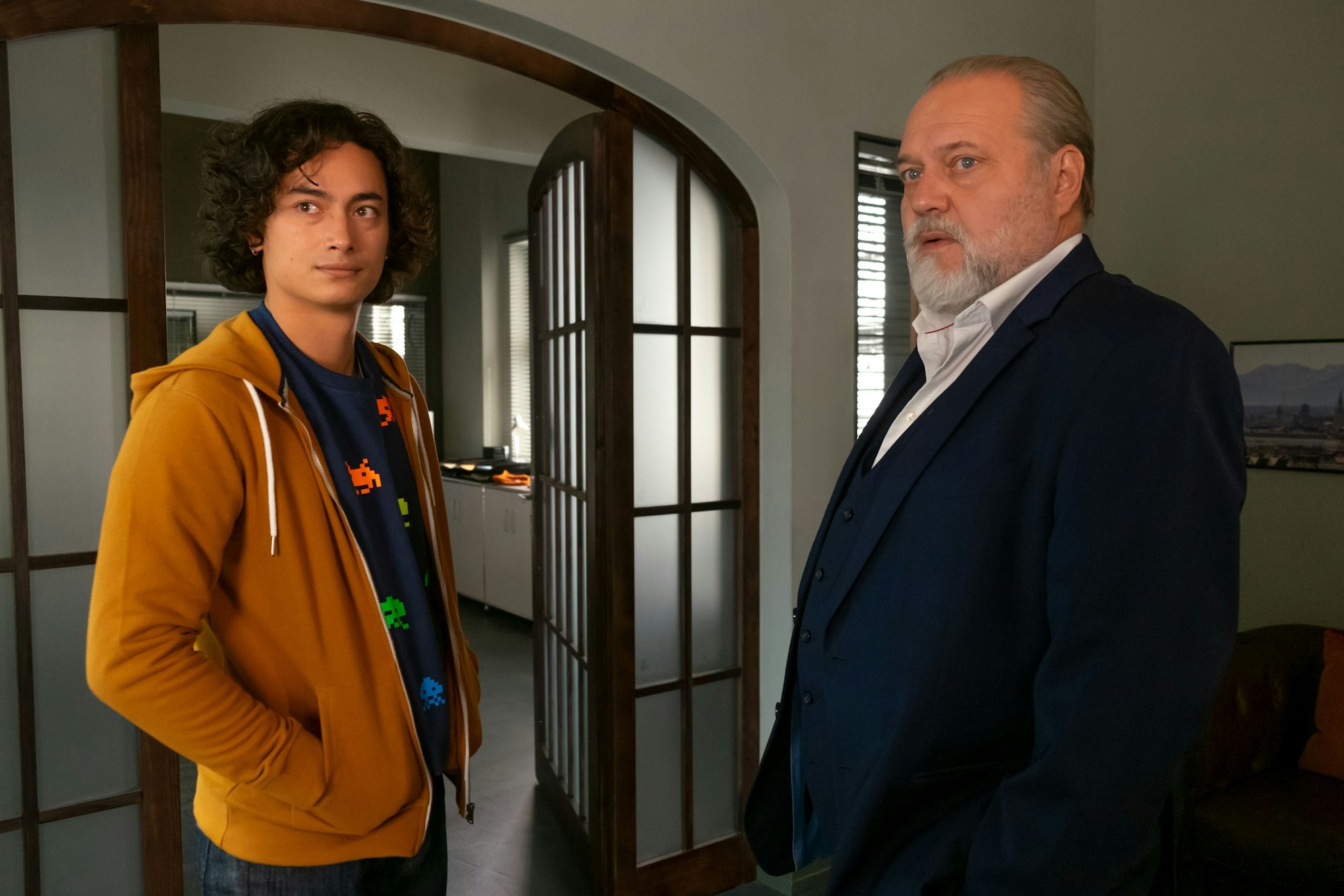 Jan-Gregor Kremp (r.), hier gemeinsam mit Yan Balistoy in „Der Alte“, hat einiges an Gewicht verloren.