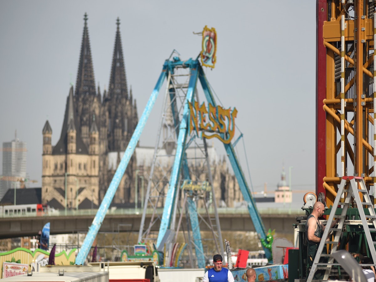 Das „Kölner Frühlings Volksfest“ in Deutz startet am Ostersamstag.
Foto: Csaba Peter Rakoczy