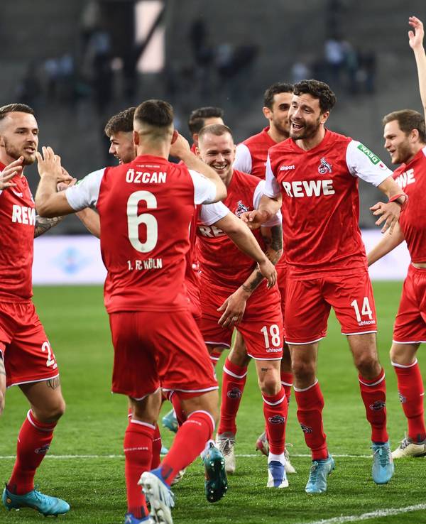 Party bei den Spielern des 1. FC Köln nach dem Derby-Erfolg gegen Borussia Mönchengladbach.