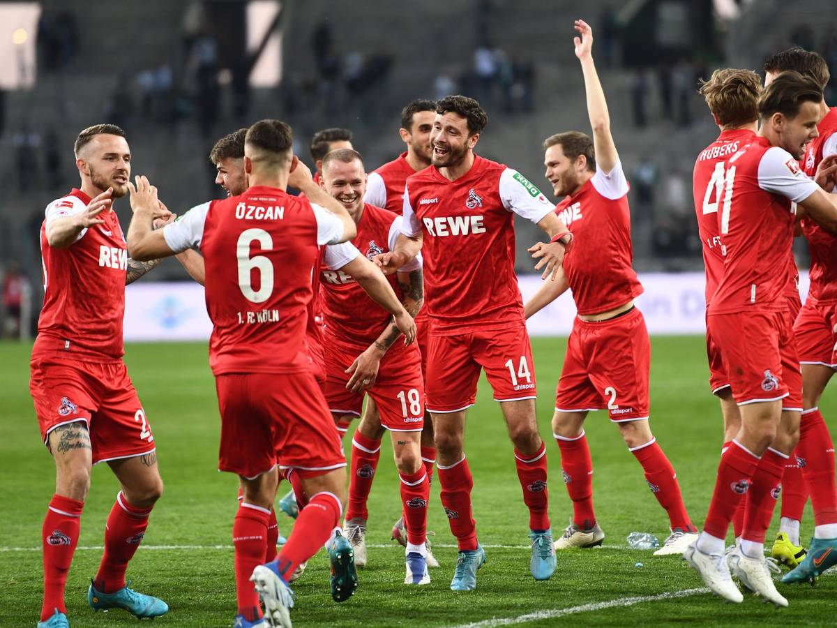 Party bei den Spielern des 1. FC Köln nach dem Derby-Erfolg gegen Borussia Mönchengladbach.