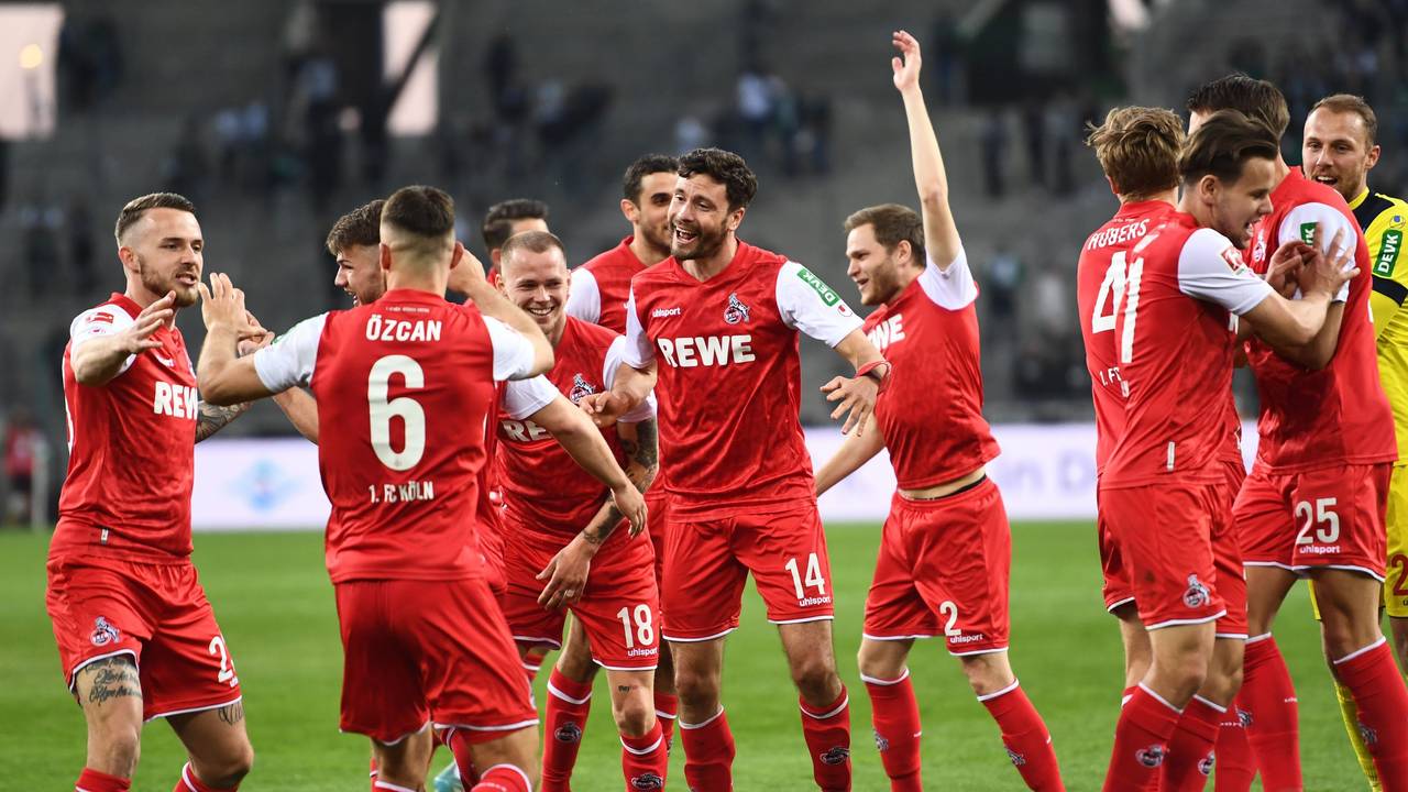 Party bei den Spielern des 1. FC Köln nach dem Derby-Erfolg gegen Borussia Mönchengladbach.